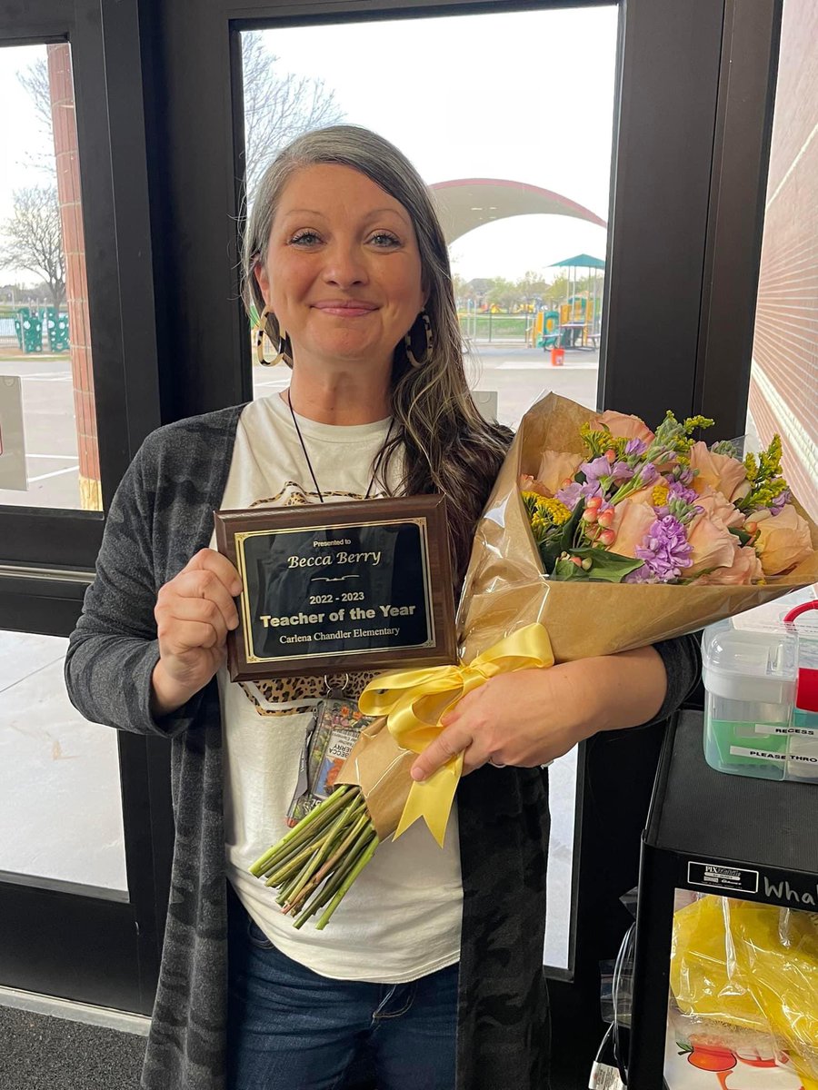 Congratulations to Mrs. Berry on being named Chandler’s 22-23 Teacher of the Year! We are so proud of you! 🎉 <a href="/ChandlerPrin/">Bobbie Allen</a> <a href="/cheetahchandler/">Carlena Chandler Elementary School</a> <a href="/CC_PTA/">Chandler Cheetah PTA</a>