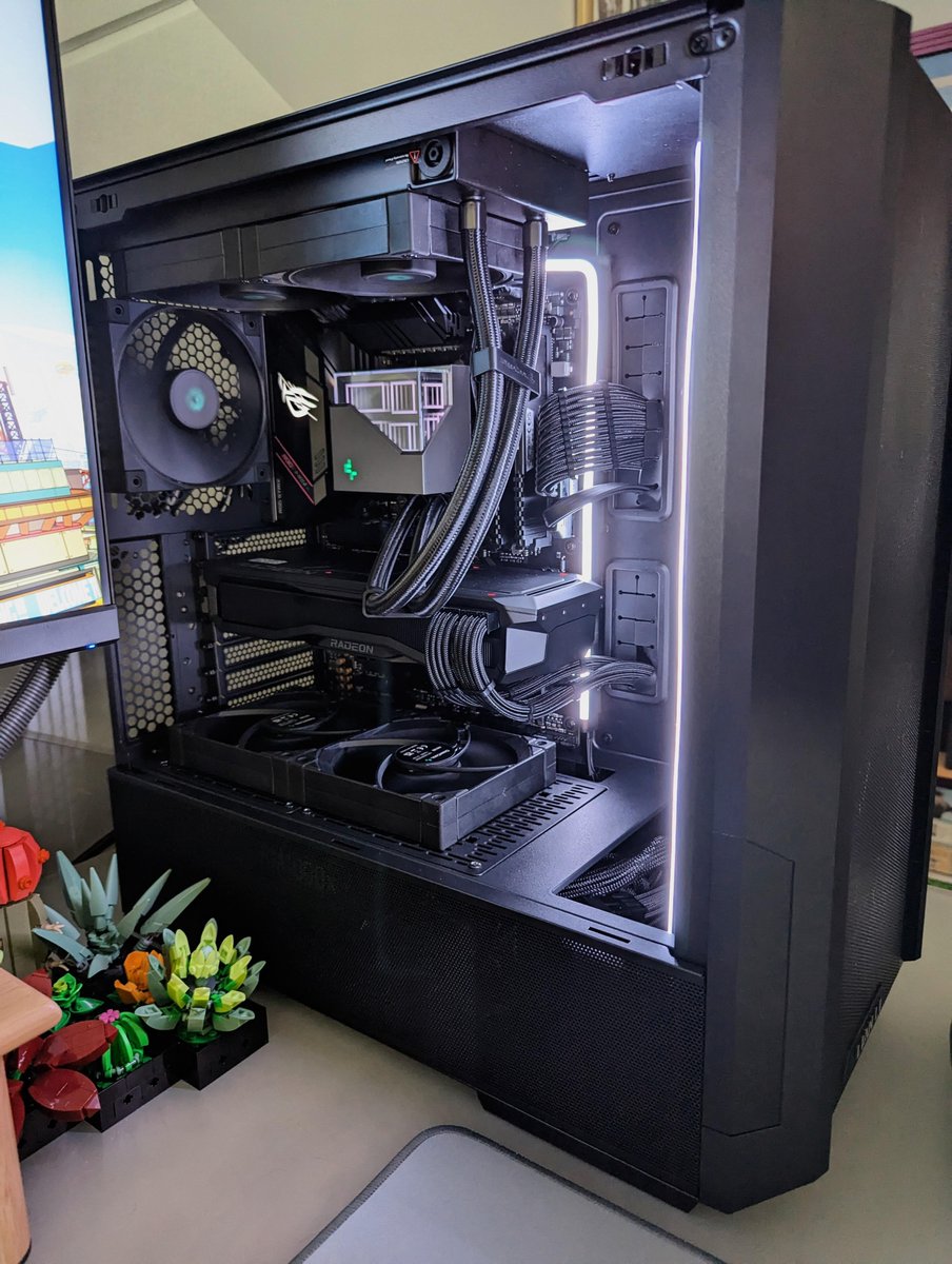 paulbatistta's tweet photo. Esse é o mínimo de iluminação permitido nos PCs agora. https://t.co/PwTMnG2Pxh