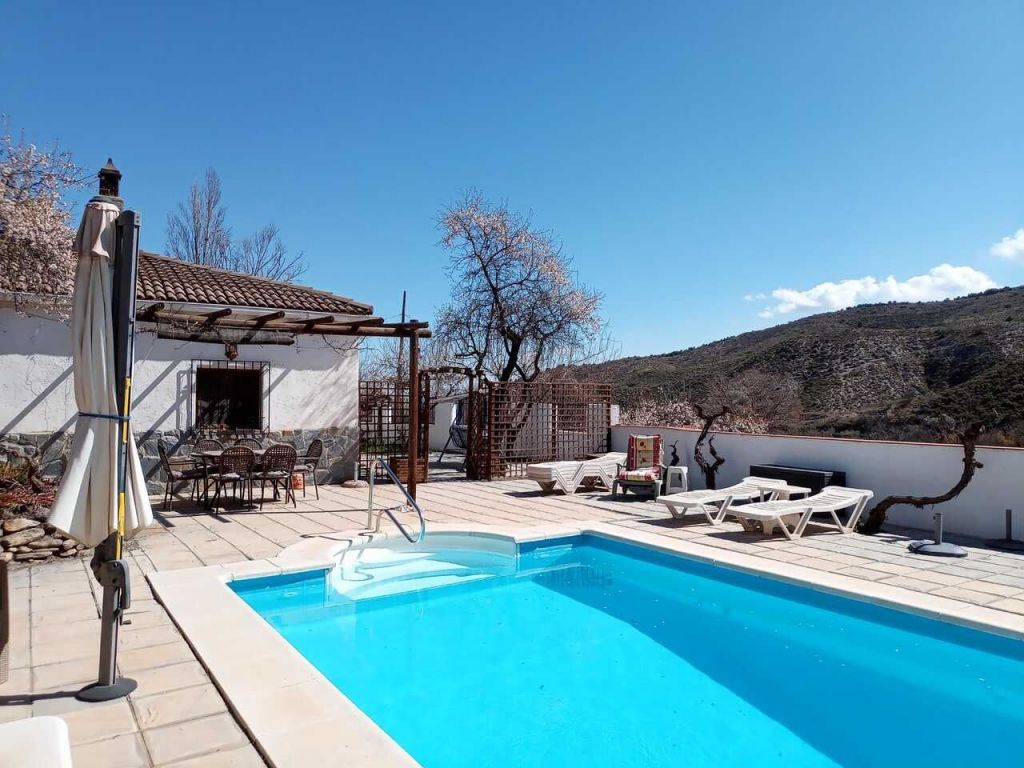 Lucapatroni9's tweet photo. For Sale - House #Seron #realestate https://t.co/OtbZZMWnod https://t.co/UY9PBRQ8If