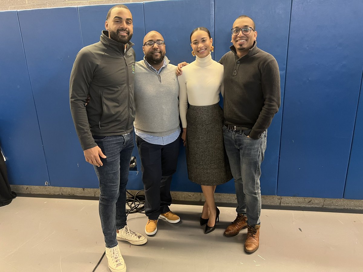 This past Saturday, we partnered with @bronxbpgibson at @lehmancuny to host a college fair.

We met fantastic young people, their families, and other community partners.

As we continue to do our work, we are always looking for individuals, organizations, etc., to partner with.