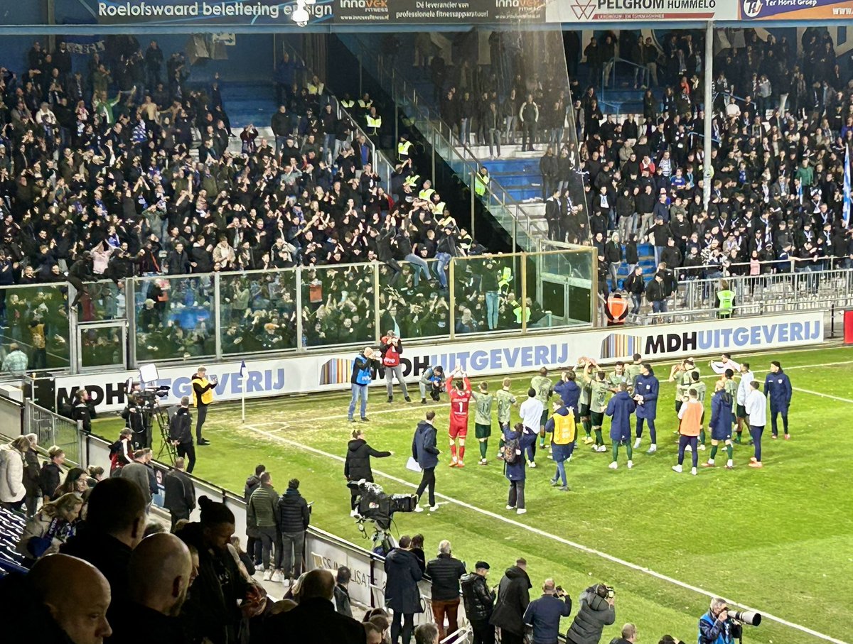 randalldejong's tweet photo. De Graafschap vs PEC Zwolle #eerstedivisie #kkd #degraafschap #peczwolle #grapec https://t.co/CFCunPUXBD