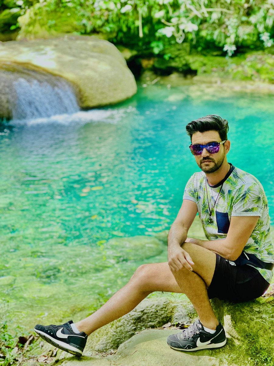 Lenhab1's tweet photo. El nicho. Cienfuegos https://t.co/TuGhHFdVPg