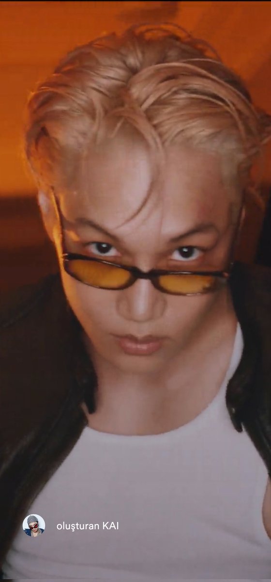 studyinglemon's tweet image. #Spofity #KAI_RoverOutNow #Rover #KAI 🫠🫠🫠