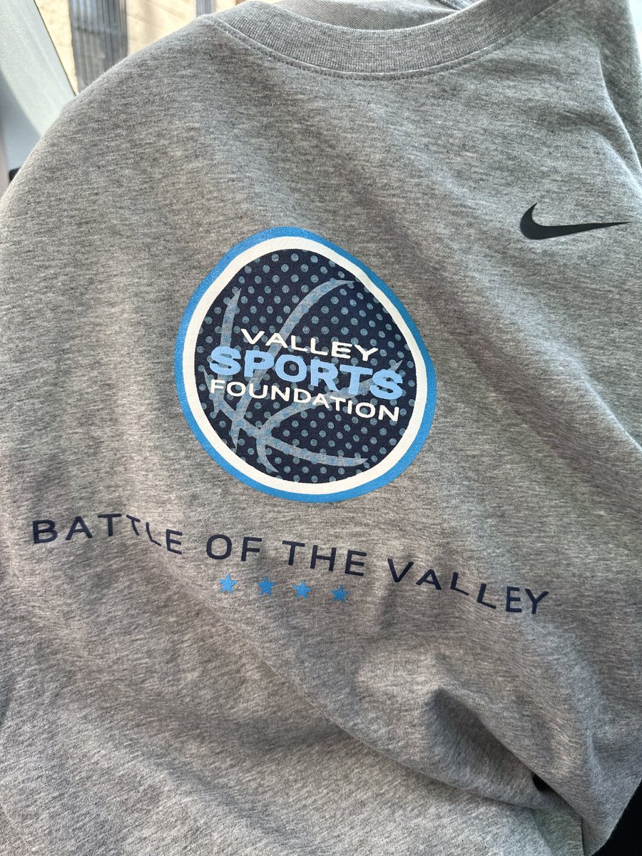 pollonpreps's tweet photo. Saturday night at Sierra Canyon in Chatsworth 

Girls 5 pm 
Boys 7 pm

Slam dunk contest
3-point shootout

Music, games, contests, food, fun, LA Daily News media coverage and photos https://t.co/cwII8QCg58
