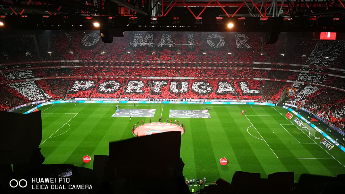DragaoNews1893's tweet image. FC Porto vs Benfica

✅ Vitórias:

FC Porto: 100
Benfica: 89

🏆 Troféus OFICIAIS:

FC Porto: 83
Benfica : 82

"Sabes que não és o maior quando sentes a necessidade de dizer aos outros que és o maior em vez de mostrar." 😂