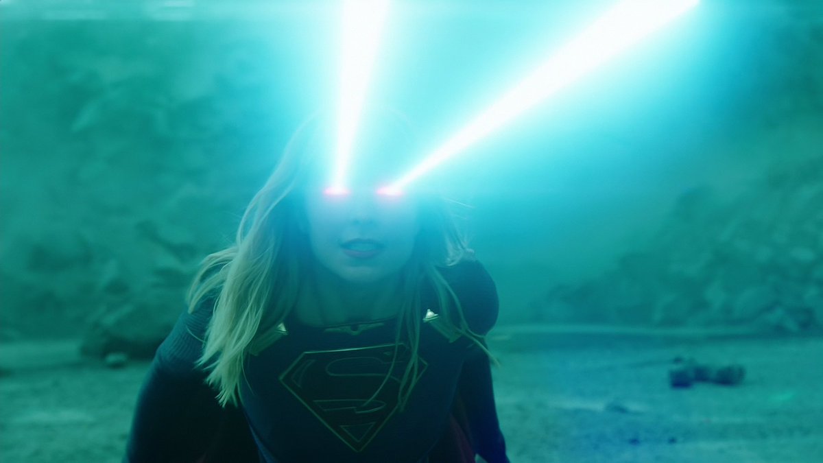 I just realized something... how does Kara have her powers during the Anti-Monitor fight if there was no yellow sun at the dawn of time? #Arrow #Supergirl #CrisisOnInfiniteEarths