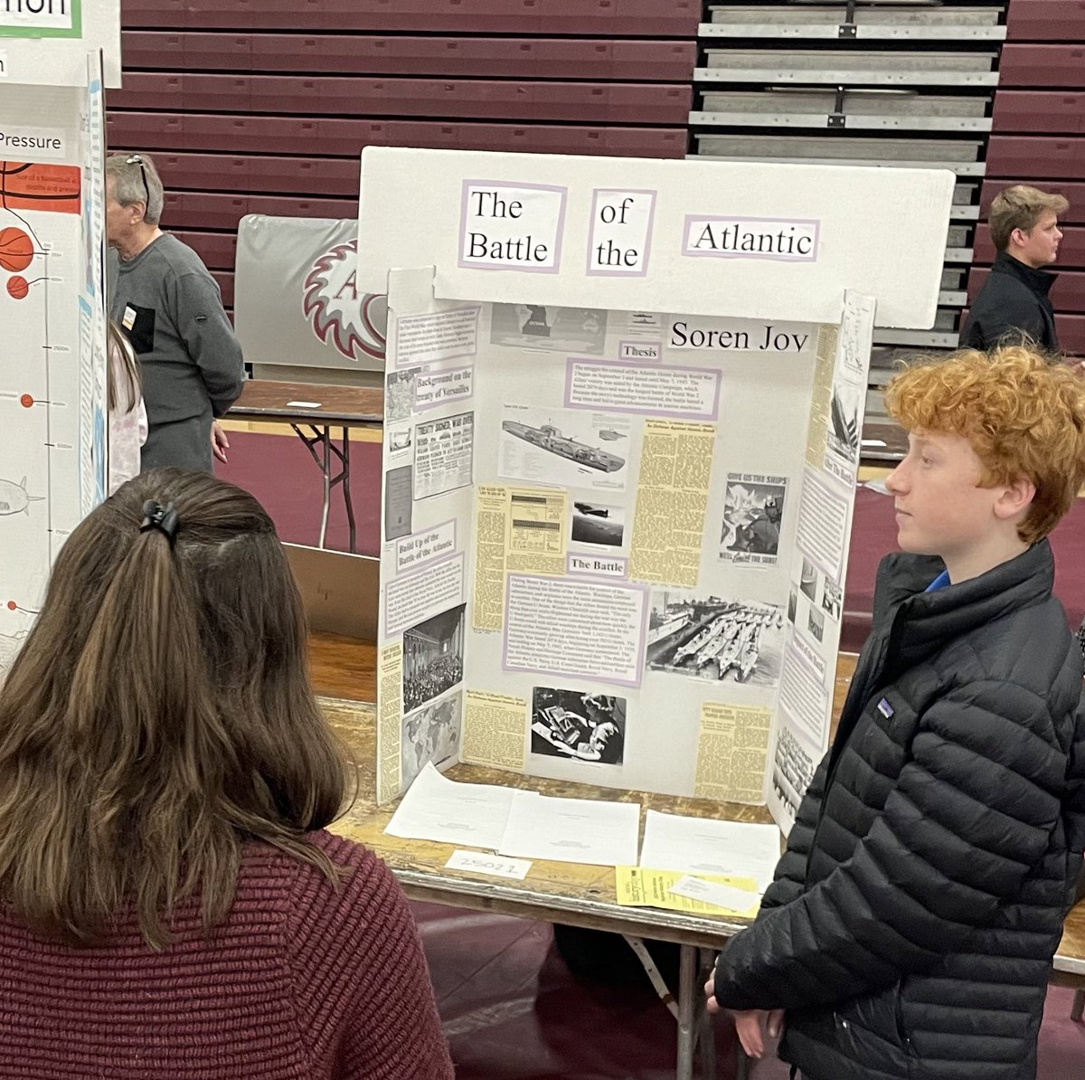ErikAndersonMN's tweet photo. Regional @MNHistoryDay tonight @AugsburgU with some fabulous @edinaschools 9th graders showing off their hard work.
Hats off to @SwimNeyMaj and @mrgriggs_ for their leadership. #ehsgov https://t.co/n1Yxz7L4jp