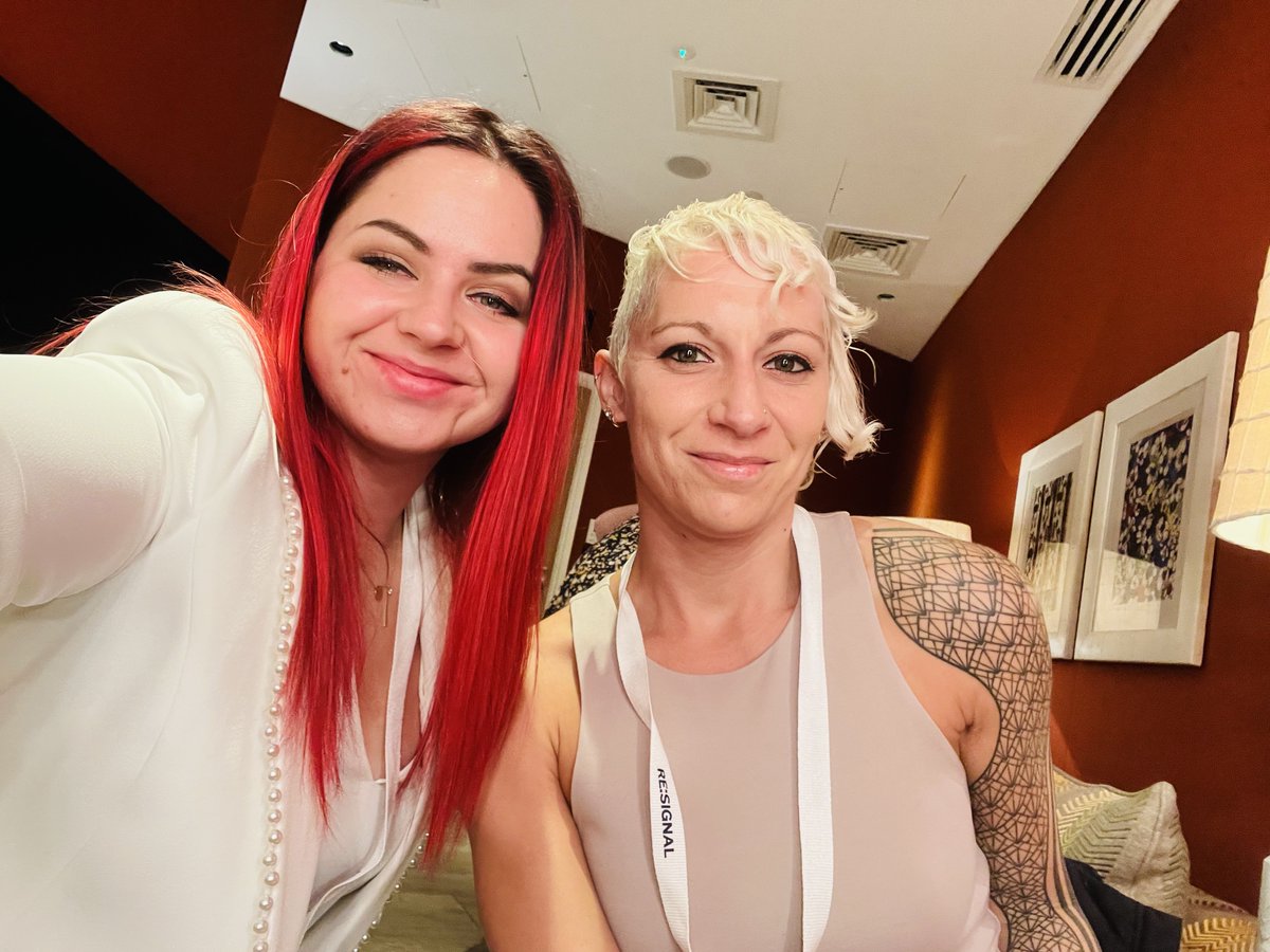 Kristina Azarenko Sparks 💬 tweet media