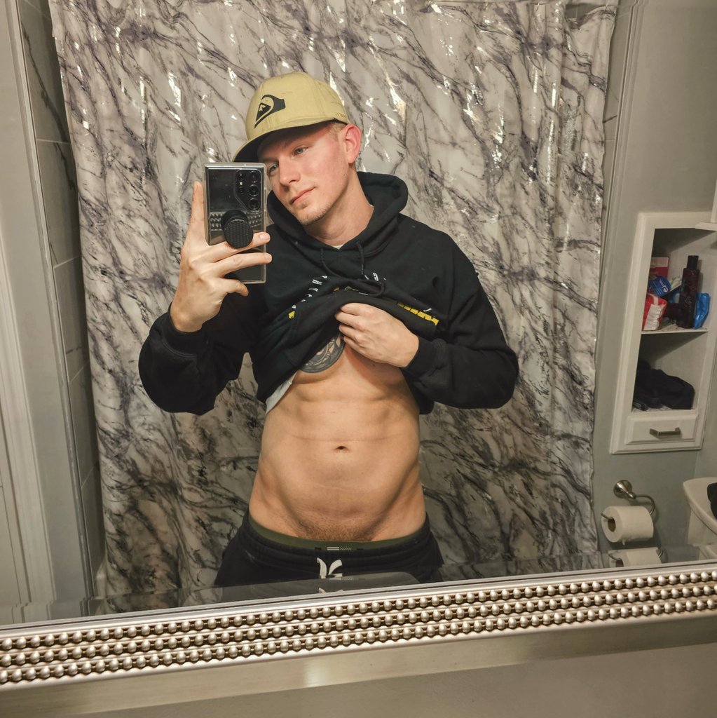 DallasWinstead's tweet photo. The V that leads to the D😏

#onlyfans #onlyfanspromo #spicycontent #Content #creator #adult #nude #model #subscribe #LinkInBio #tiktok #hot #kink #gay #Str8DICK #str8 #menoftiktok https://t.co/zw6pbALmxu