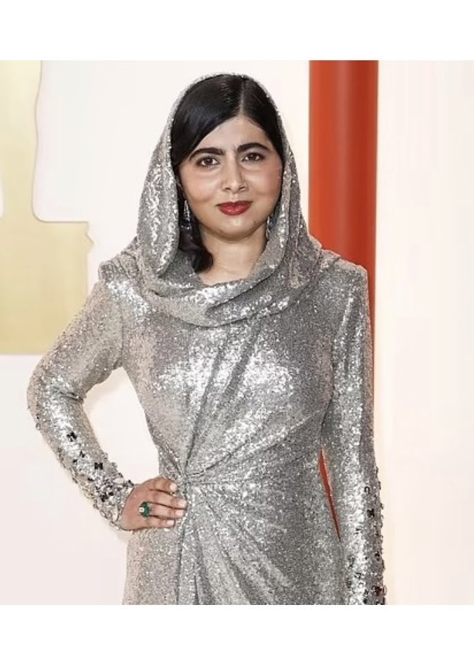 #NobelPeace Prize winner Malala Yousafzai appeared at the #Oscars on Sunday wearing a ring and earrings that once belonged to #Afghanistan #QueenSoraya , wife of Amanullah Khan.