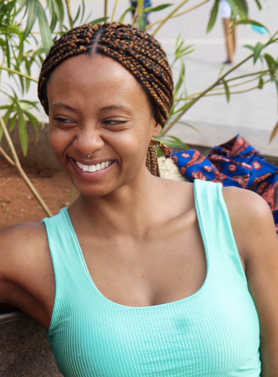 CC_Multicorps's tweet image. Nous souhaitons à notre chère professeur de danse classique Celine Seiber un merveilleux voyage aux USA ! Nous espérons la retrouver très bientôt, rayonnante de bonheur. 
Bon voyage !🥰
@CelineSeiber