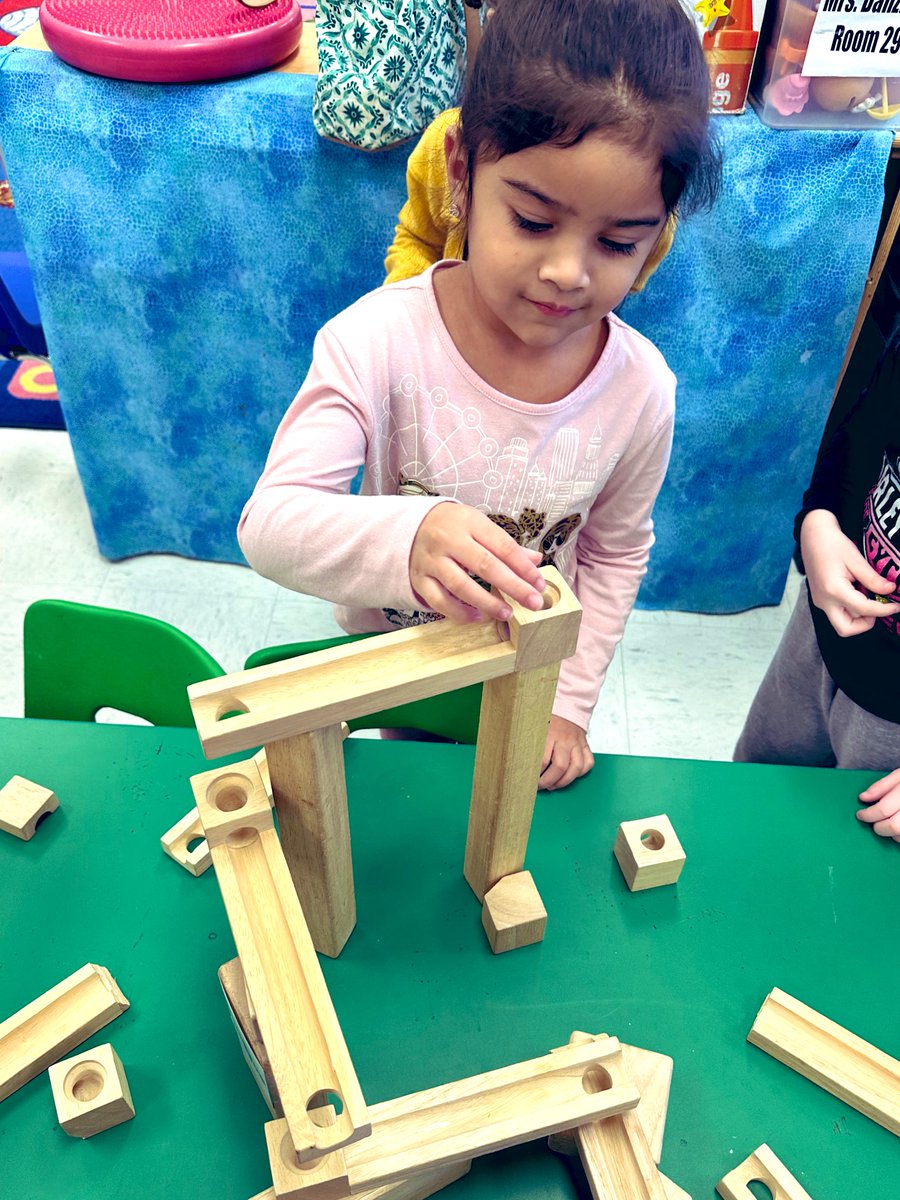 DanzDucks's tweet photo. We are working on so many skills during our ball study. There’s so much opportunity for both fine motor and gross motor learning. #ballstudy #perfectlyimperfectpreschool #wearemillpond https://t.co/WXypiTb3Bj