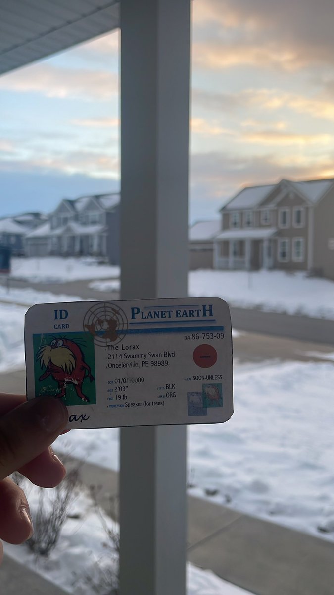 niara_mohamed's tweet photo. In APES we learned about low vs high density living. I live in a high density area because each house is individual with its own backyard, which takes up a lot of land. #apesland @franklinlorax https://t.co/yllYgeiwdZ