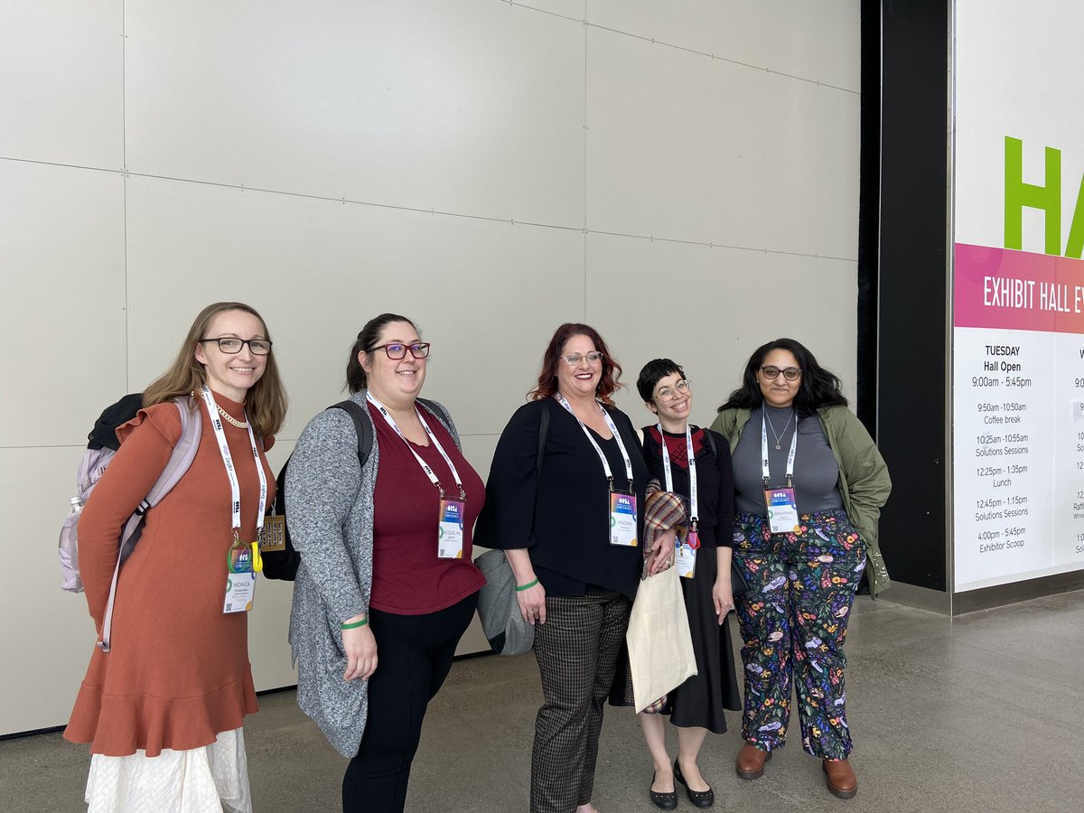 .<a href="/CCSAconference/">CCSAconference</a> is happening! <a href="/gormanlc/">GormanLearningCenter</a> and @morivacademy stopping to take group pics. See you #CharterSchoolLeaders later at the welcome reception!💫 #CAcharters