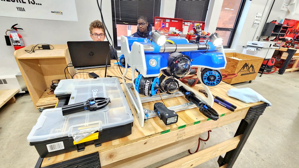 dotsciguy's tweet photo. It's #ROV season for @sfrobotics_wi, 7 week season to design, manufacture and test a new #ROV and its components.  2 team members boot up "DragonFly", our 2022 build in the lab today.  @matecenter @StFrancisSDWI #WaterGame #omgrobots #hardestfunever https://t.co/hAmf0iCARn