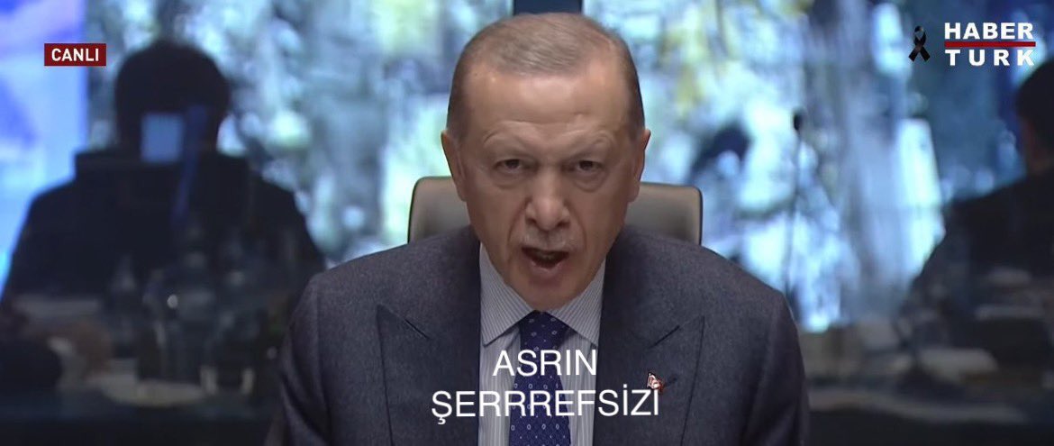 #Gideceksiniz #GidiyorsunAKP #kacamayacaksin @RTErdogan @Akparti Kacamayacaksin Allah’in belasi! 😡