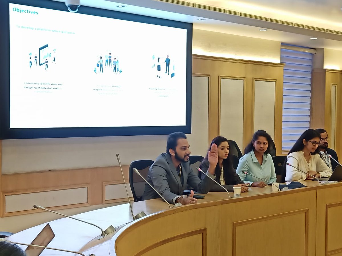 NIUA_India (@niua_india) on Twitter photo Day 2 of the #NationalYouthConclave23!
Fellows of the India Smart City Fellowship Program (<a href="/iscf_goi/">India Smart Cities Fellowship Program</a>) presenting on the theme 'Future of Work: Industry 4.0, Innovation, & 21st Century Skills'
#NationalYouthConclave23 #Youth4Change #U20Y20India #G20India Day 2 of the #NationalYouthConclave23!
Fellows of the India Smart City Fellowship Program (<a href="/iscf_goi/">India Smart Cities Fellowship Program</a>) presenting on the theme 'Future of Work: Industry 4.0, Innovation, & 21st Century Skills'
#NationalYouthConclave23 #Youth4Change #U20Y20India #G20India