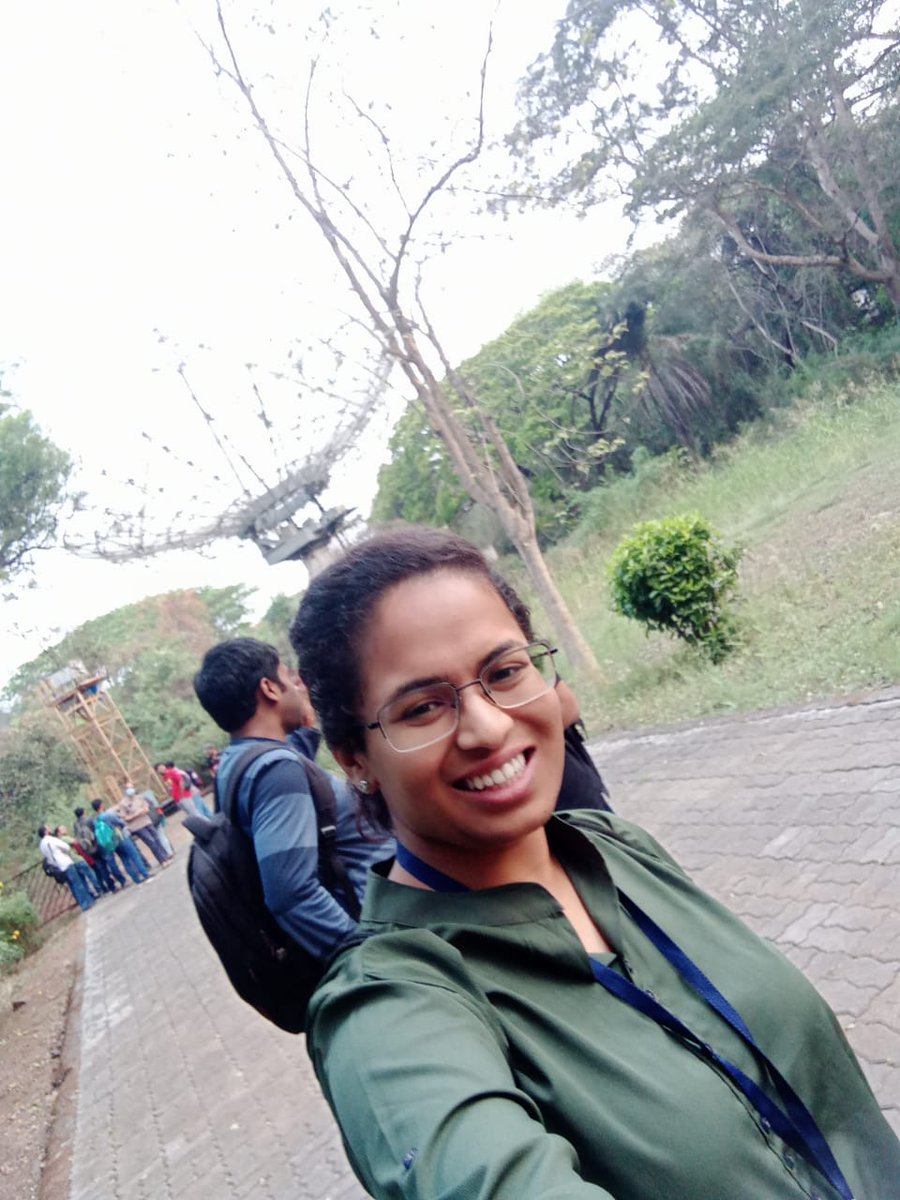 RichaNaja's tweet image. RAS-2023 (#Radio #Astronomy School)  @NCRA_Outreach - D1: started with exciting lectures on basics of radio astronomy, #interferometry, #pulsar, #solar imaging, then a visit to 15m/4m #telescope..  &amp;amp; concluded with beautiful thought by divya oberoi
&quot;we all share the same sky&quot; 😇