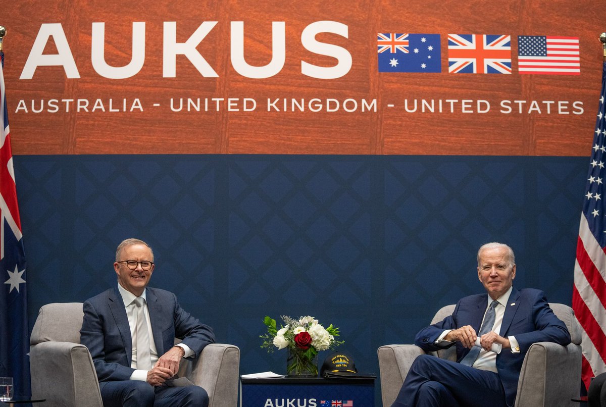 Our friendship with the USA is based on shared values, shared histories and a shared commitment to peace and stability in the Indo-Pacific.

Great to catch up with @JoeBiden after our AUKUS announcement today to discuss the significance of our next steps.