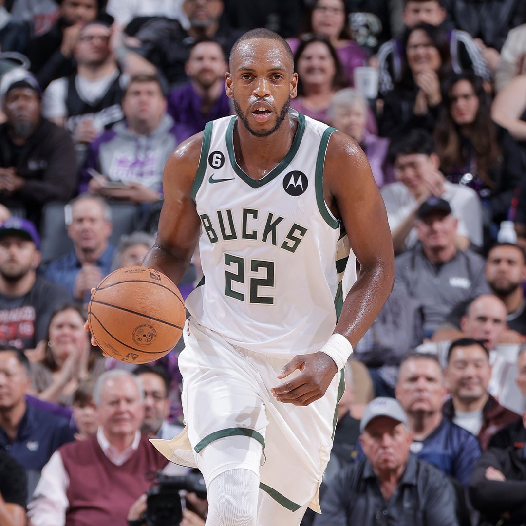 Khris Middleton will miss game against Phoenix due to injury management ...