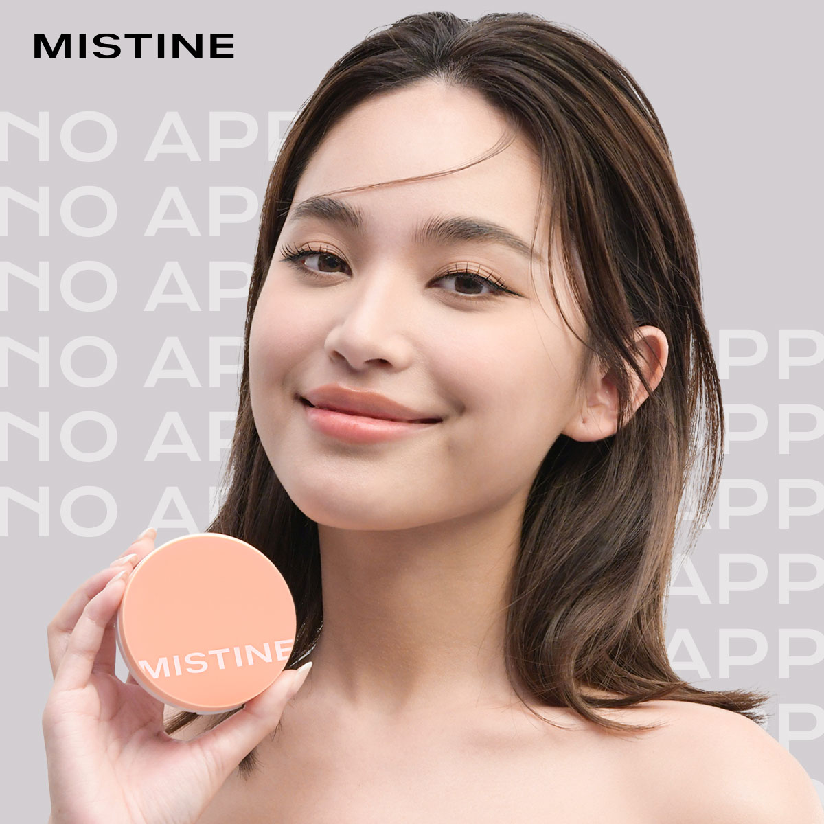 MISTINEOFFICIAL's tweet photo. 📸 เมื่อยุคที่มีแต่การใช้ Filter ที่ทำให้เราลืมไปว่าความสวยที่แท้จริงคืออะไร ? โชว์งานผิวคุณอย่างมมั่นใจ เปิดให้เห็นหน้าจริง เพราะมันสวยกว่าสิ่งที่ถูกเคลือบไว้ !ถึงเวลา Say NO! ผิวที่ไม่ใช่คุณ ! #MistineNoAppPowder 9 เฉดสี https://t.co/o6GX4NiPCL