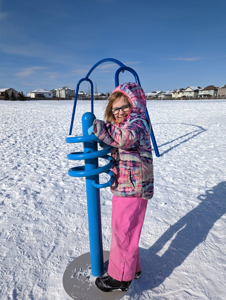 MsBarringtonCG's tweet photo. We have been learning about how structures need to both support and resist forces... what better examples than our playground structures! @ChristinaGFMPSD @FMPSD #iteachthird #scienceisfun #buildingandtesting #grade3istheplacetobe https://t.co/NNaUvVDKZg
