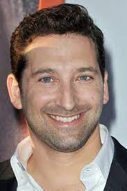 merlinpapin3's tweet photo. .@FredOL69007 On souhaite un Bon Anniversaire au scénariste #EthanCohen qui a 49 ans on lui doit
Get Hard
Idiot Cracy
Tonnerres sous les tropiques
Les Bad Guys
Holmes et Watson
Brothers https://t.co/DB2cIcGy1U