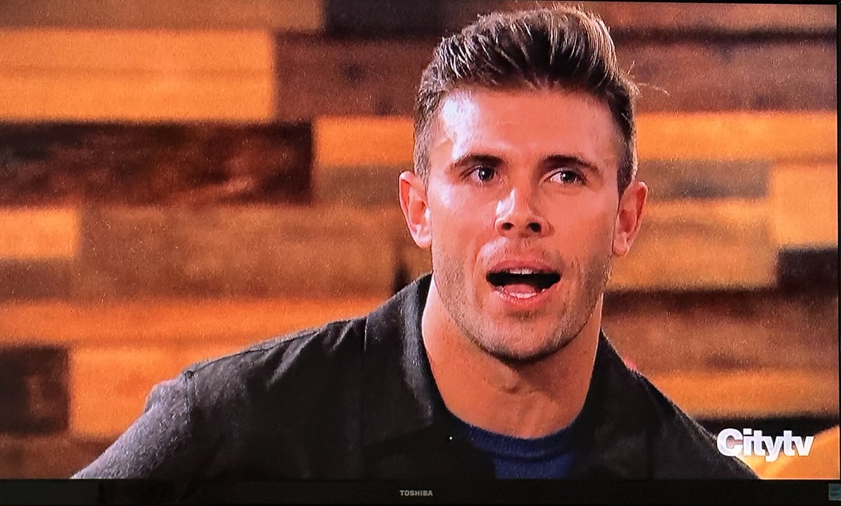 bach_rants's tweet photo. Zach realizing for the first time that the women also have to choose to marry him #thebachelor https://t.co/BabyiqTYQS