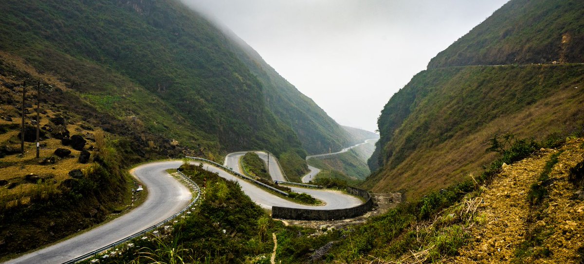 Originvietnam's tweet photo. Discover the breathtaking beauty of Ha Giang to Ma Pi Leng with our guide to the Best Places to Stop! From picturesque vistas to hidden gems, we've got you covered. #Travel #Vietnam #Adventure #HaGiang #MaPiLeng #RoadTrip https://t.co/QgFBqeMDZZ