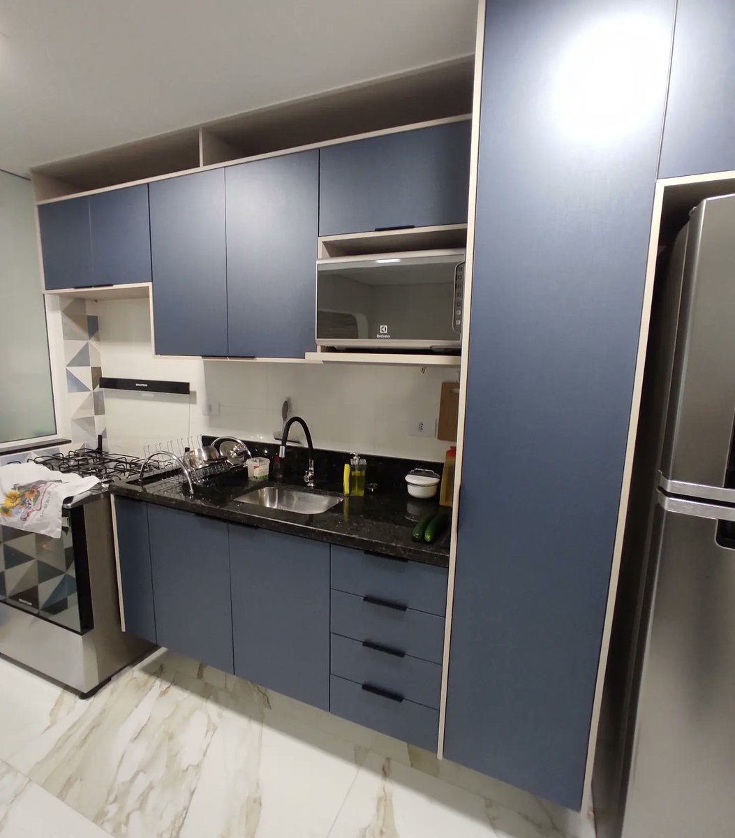 DecorataMoveis's tweet photo. Azul Sirena e Nude Vel deixaram a cozinha da Ivone maravilhosa! Detalhe para o perfil preto!
#decorata #moveisplanejados #decoração #interiores #praiagrande #santos #baixadasantista #arquitetura #design #designdeinteriores #arquiteturadeinteriores #moveissobmedida #planejados https://t.co/JiAYioVVwU