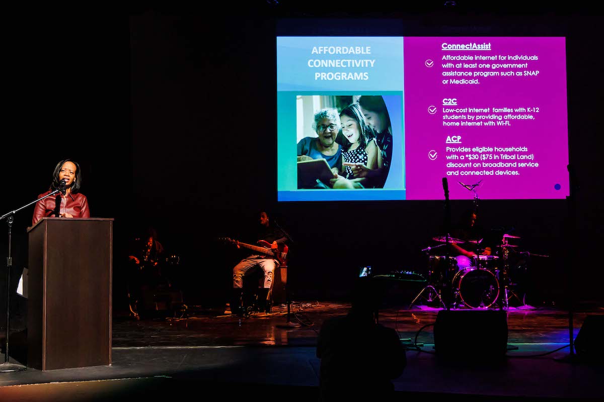 LVCCLD's tweet photo. Thank you to our amazing partners at @CoxComm for helping us Party with a Purpose at #WestLasVegasLibrary last Friday &amp; celebrating the 50th Anniversary of Hip Hop with a special concert by @ANUtheGIANT &amp; The Shed Open Jam All-Stars  🖤! https://t.co/wql86ya9Wu #HipHop50CALM https://t.co/BFopUIZOLm