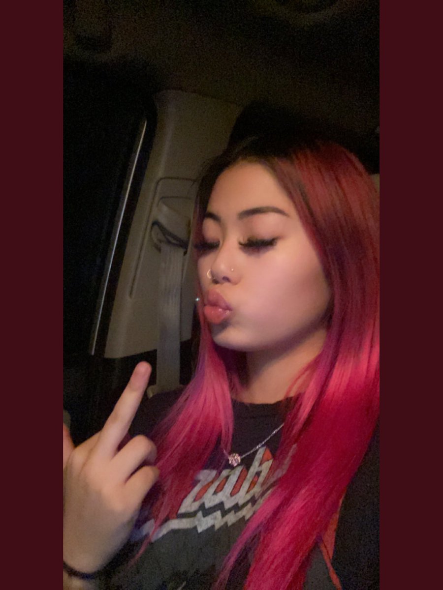 uglywhiteloser's tweet photo. @Spoilhannahh <— send to my owner 🙇🏻 and follow her 👑 

All white boys deserve only to be laughed at, bullied and flicked off 🙇🏻 👑 

Tags: Findom white slave shoe Asian domme yt boy loser laugh humiliation find cashmeet stomp long nails fetish shrimp https://t.co/aBLJS91T4R