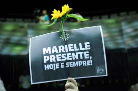 QUEM MANDOU MATAR MARIELLE E ANDERSON?
Todo mundo sabe da ligações dos matadores presos, isso não é segredo.
As investigação policiais, no regime do bozo, foram  travadas, manipuladas, delegados trocados.
Mas porque? 
Qual o interesse pessoal dele para não revelar os mandantes?