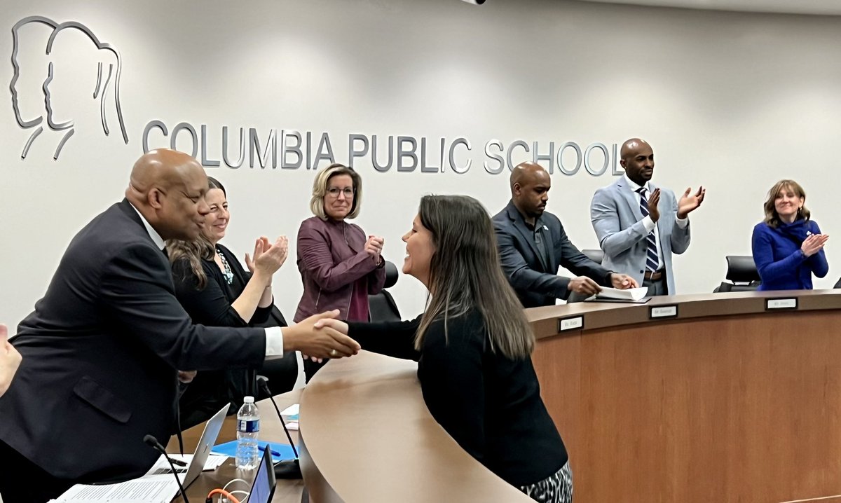 mbaumstark's tweet photo. The #CPSBest Board of Education is underway. Started by recognizing scholars and staff. Missouri’s nominee for National History Day Teacher of the Year Beth Winton; Hickman High School Ethics Bowl State Champions; &amp; Outstanding Employees from Locust, Blue Ridge and Smithton👏👏 https://t.co/Qwp65dU585