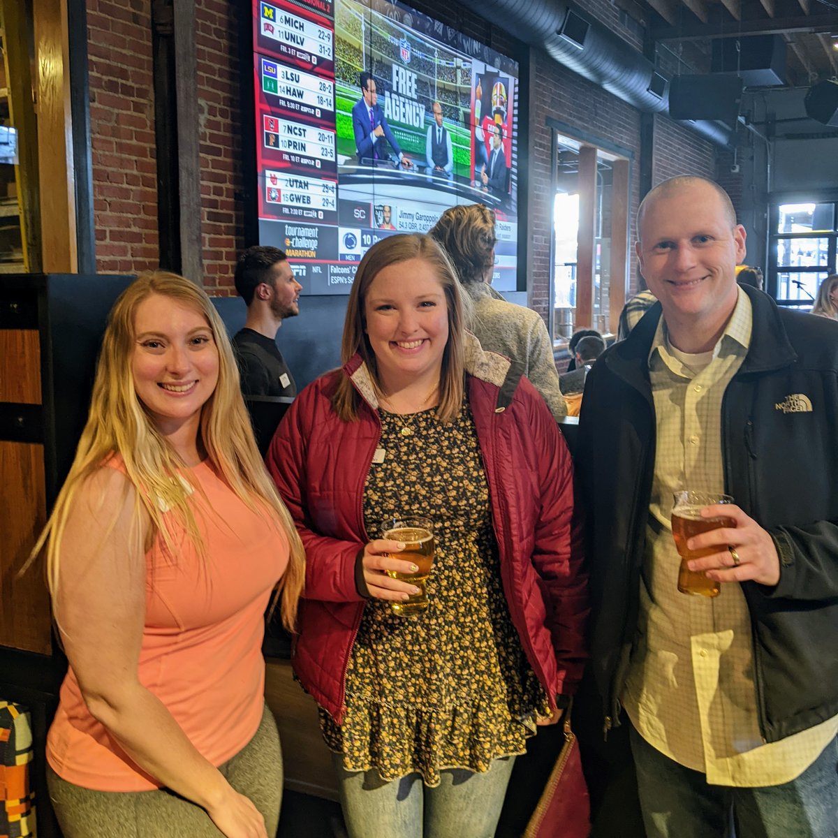 ypknox's tweet photo. Thank you to Yee-Haw Brewing Co. Knoxville for hosting our March Social Hour! https://t.co/sCiPnWU5XL