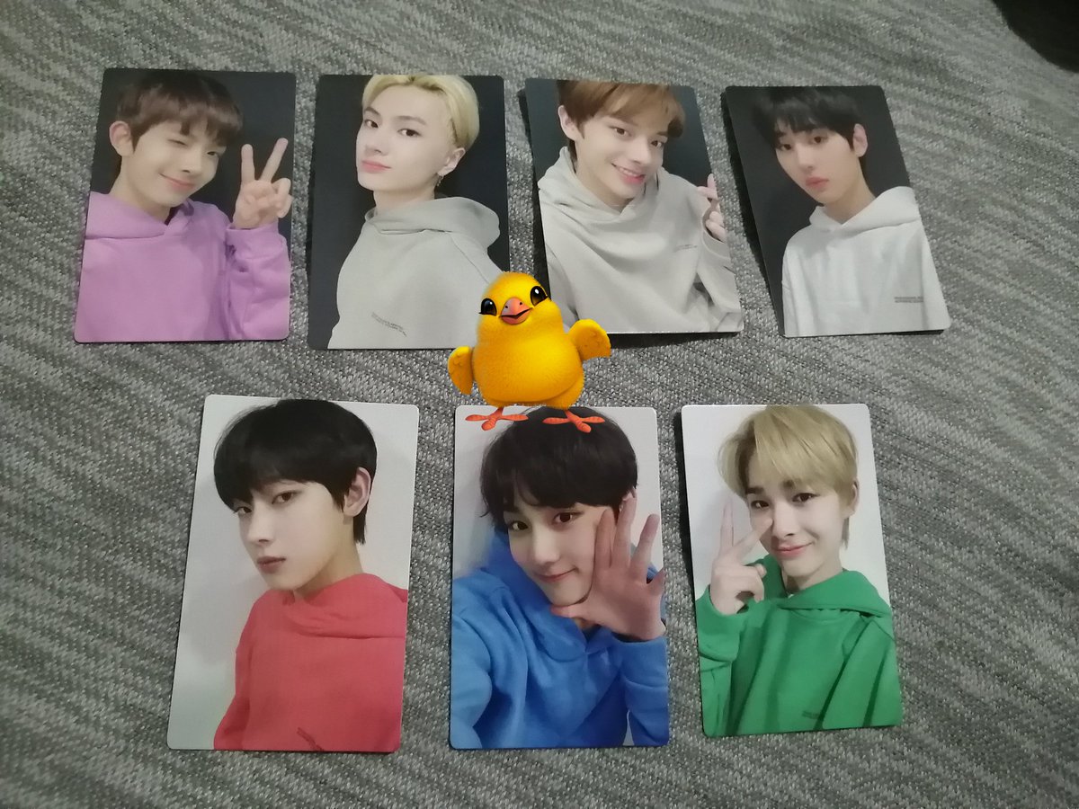 rocheinz's tweet photo. wts lfb ph

engenebong pc set

` 570 PHP for 7 members
` unsealed but mint condi (with original plastic holder)
` can give another official pc as freebie (may not be from same group)

t. enhypen engene bong ls lightstick pc https://t.co/SC14gbYq13