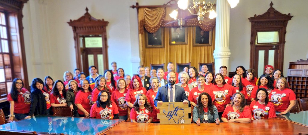 SOCORROAFT's tweet photo. Thank you to @moodyforelpaso for supporting and advocating for the Texas AFT Respect Agenda, which asks for:

😁$10,000 raise for teachers
✊🏽15% for support staff
🕰Defined workday
👩‍🏫Close class size loopholes

#RespectUsExpectUS #Txlege  #IamAFT #SocorroAFTvotes https://t.co/XgqNsTjVUL
