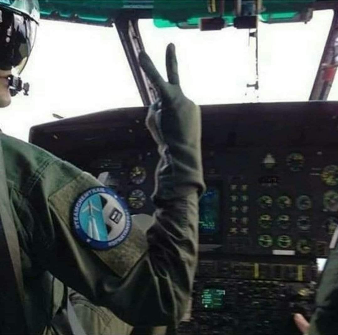 NotOpCue's tweet image. Honorary Chemtrail Military Patch Styles:

1⃣ "#TeamChemtrail #SprayAndPray" 
🟰 An aircraft control switch used to enable chemtrails.

2⃣ "Don't Just Spray 'Em... Barium!"
🟰 A nod to chemtrails containing barium, whilst being a pun to burry people.

💊 humorousmathematics.com/post/what-is-g…