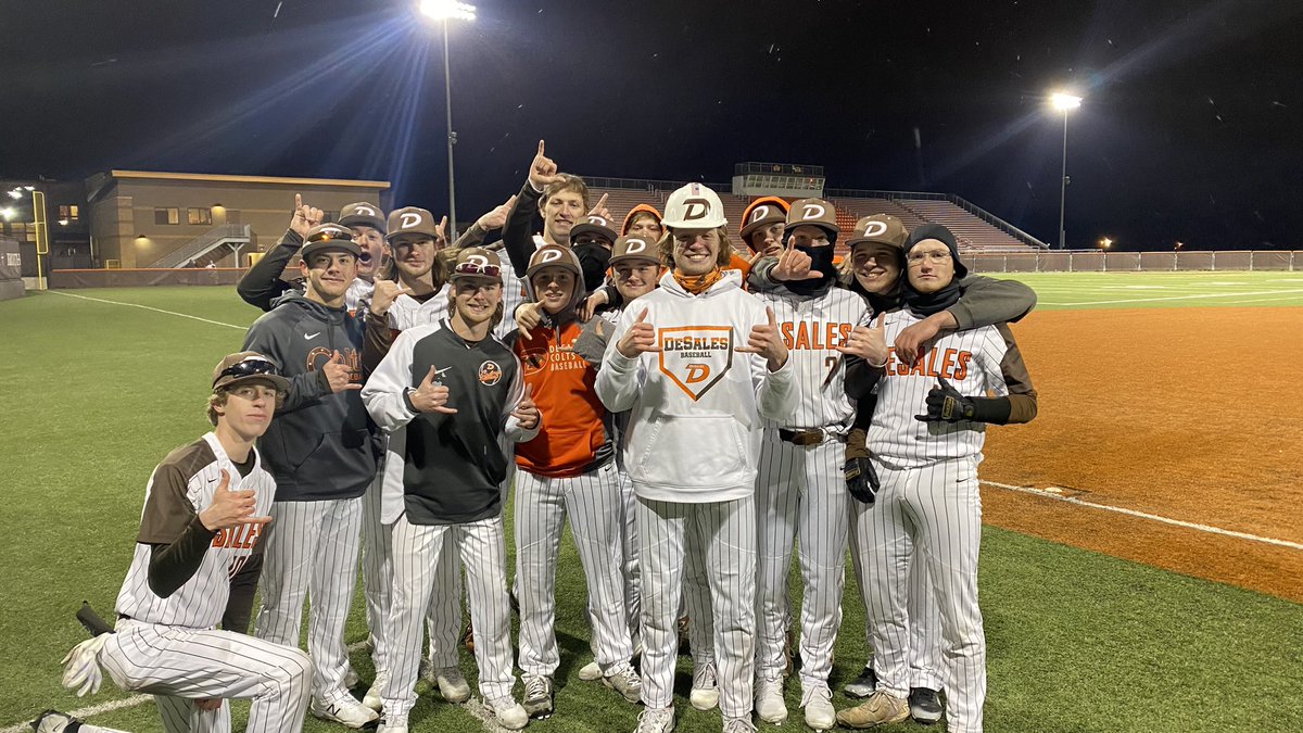 Colts win 14-4.  <a href="/_calebbb___/">Caleb Thompson</a> with the big bases loaded 2 out hit to open it up. Basset with his first Varsity win. #Family 🤙🏻