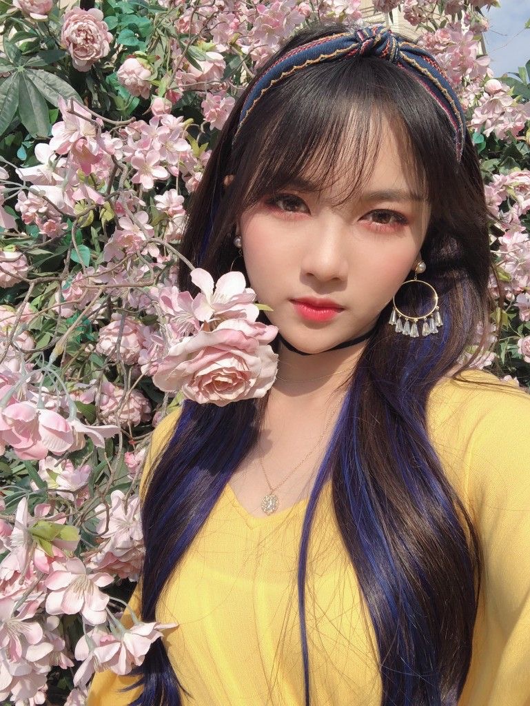 sheonskitty's tweet photo. Happy birthday soso ๐๐ฏ
#๋๋ ๋ฏธํ์์๋ #OneandOnly_SOSO_DAY #๊ณต์์๋
#GWSN #์์ #SOSO #HAPPYSOSODAY https://t.co/0j3kfkrDD6