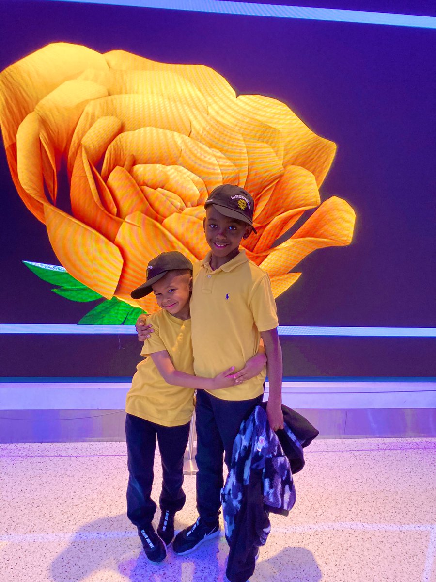 APlusWords's tweet image. Golden State of Mind! #WarriorsGround