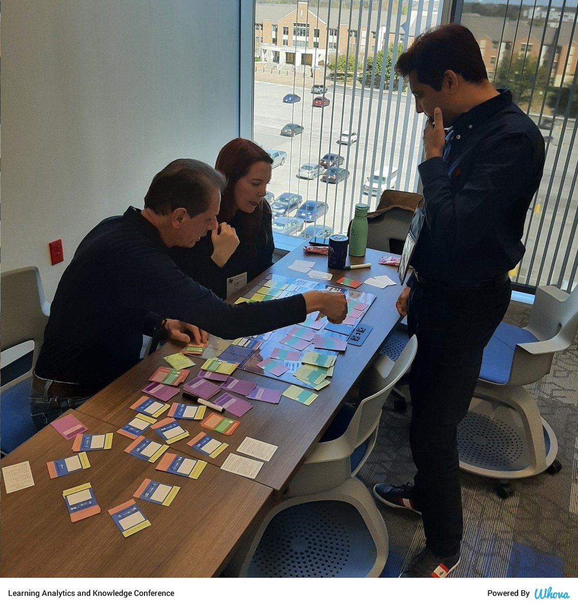 creative people in the house...  #LAK23 #LearningAnalytics #lakconference #Solaresearch via Whova event app whova.com/whova-event-ap…