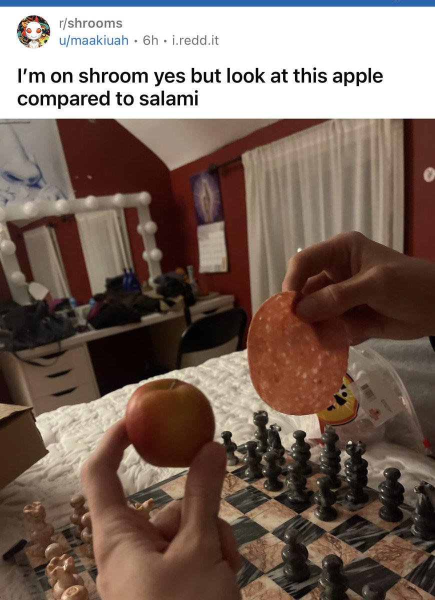 SvddenRezzbian's tweet photo. joining the shrooms subreddit was a good choice https://t.co/iYPqKkDZEv