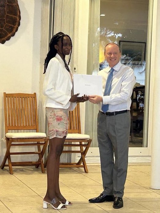 Martyn Roper tweet media