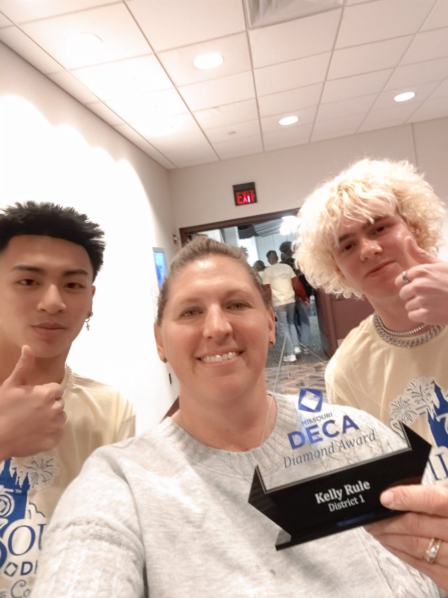 StaleyBusDept's tweet photo. @kerule was selected for DECA Advisor Diamond Award. Thank you for all of your hard work for the business and marketing program at @SHSFalcons @staley_ble @NKCSchools https://t.co/l9KzXcZJSv