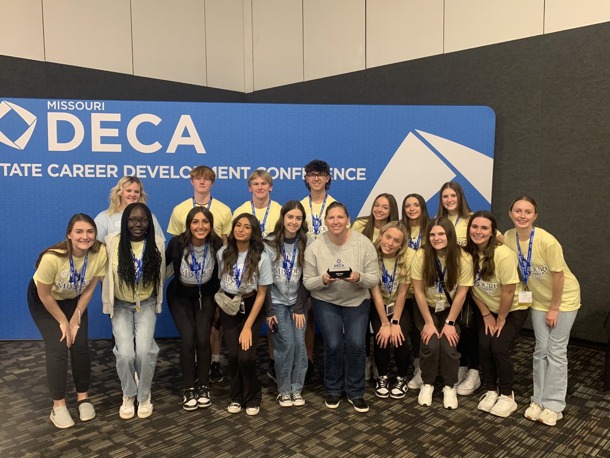 StaleyBusDept's tweet photo. @kerule was selected for DECA Advisor Diamond Award. Thank you for all of your hard work for the business and marketing program at @SHSFalcons @staley_ble @NKCSchools https://t.co/l9KzXcZJSv
