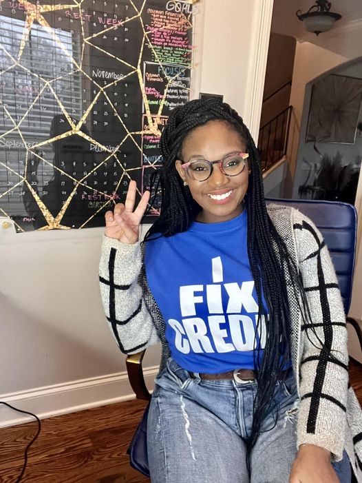 Just stopping in to say hi🙋🏽‍♀️ and to remind you it’s your season to start Fixing your Personal Credit! 

#creditidid
#diy
#credit
#improveyourcredit
#ifixcredit
#creditgoat
#flybosschallenge