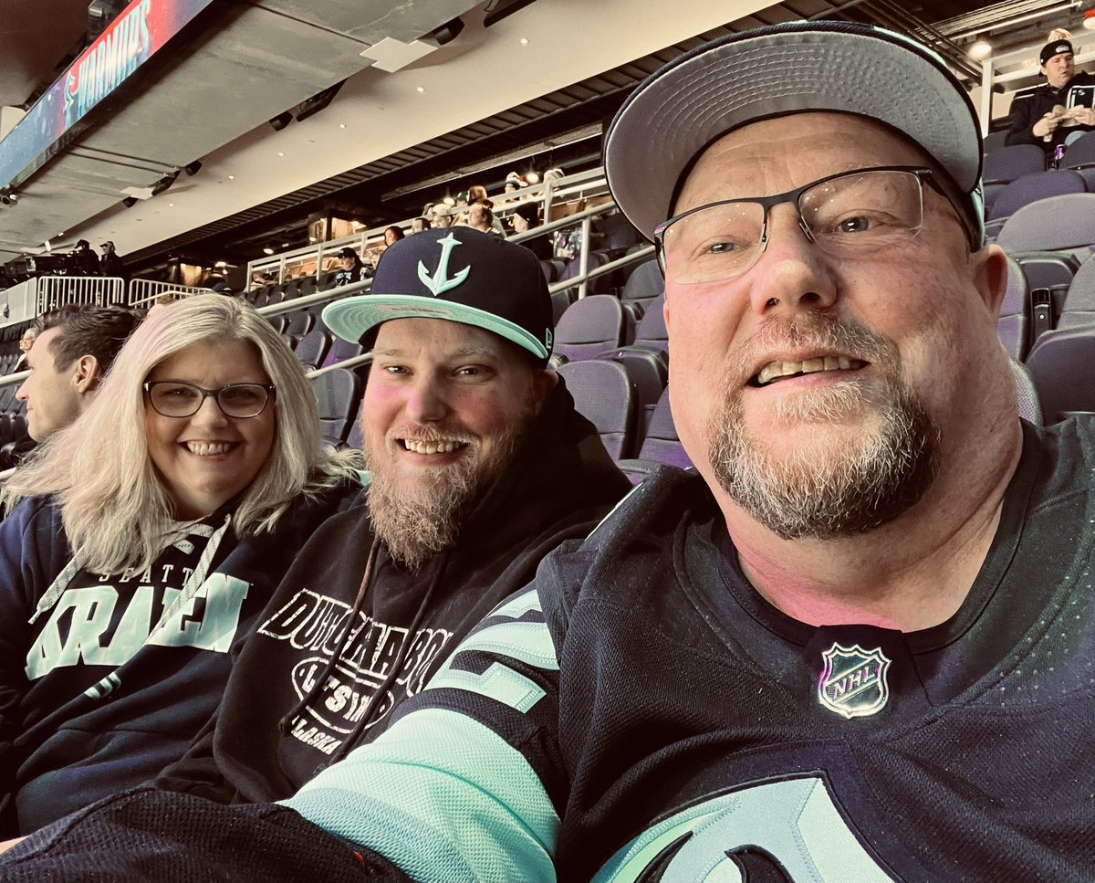 Darrell_Dolen's tweet photo. We made it for the warmup’s! Go Kraken! #SEAKRAKEN https://t.co/RU3VwlzKrB