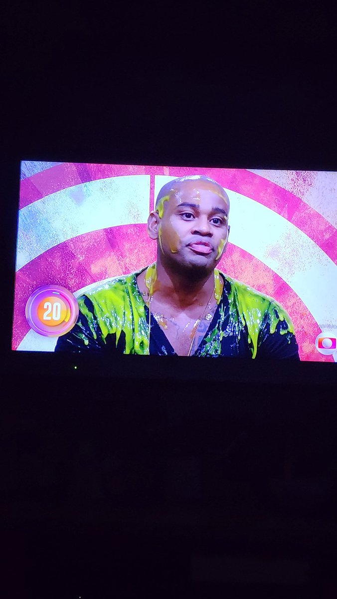 eusouoph_'s tweet photo. #bbb23 César Yellow https://t.co/WR0b14QwDb