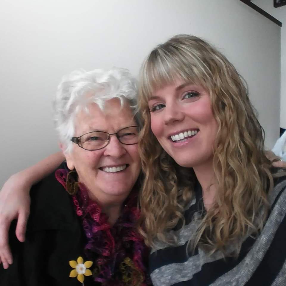 raidocoaching's tweet image. It still doesn't feel real that you're gone Grandma, but I'm glad you're up there w/ the love of your life 💕
💔 I miss you already... our phone dates, your great sense of humor &amp;amp; infectious laugh 😅
Rest in peace GMa, I love you so much 💗
Tell Grandpa I say hi 👋
📸 from 2012.